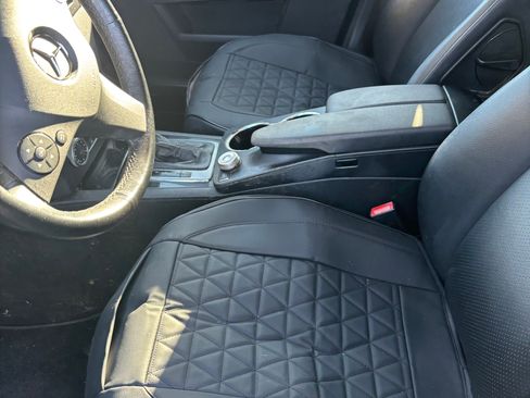 Used 2010 Mercedes-Benz GLK 350 4MATIC image 11