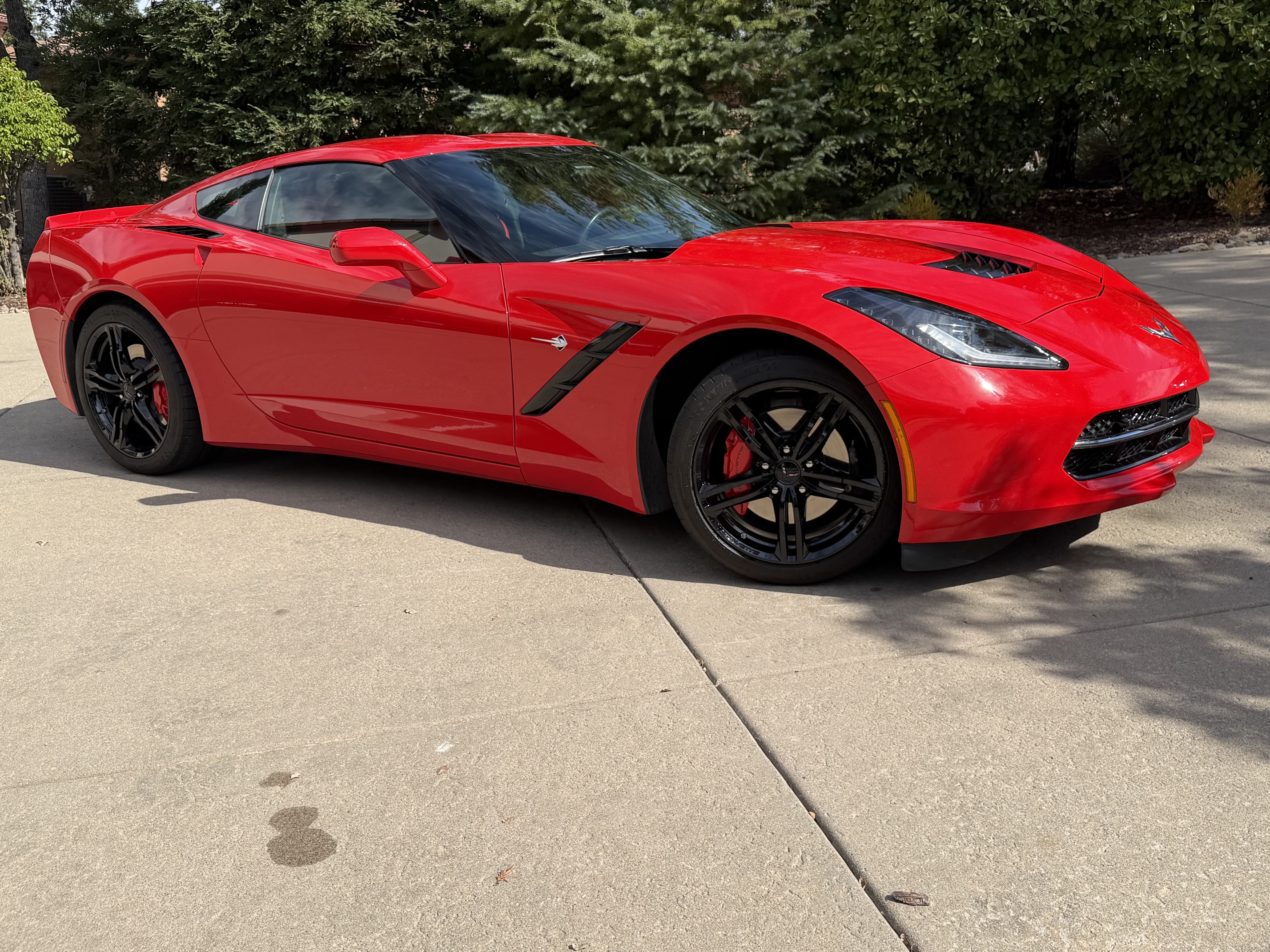 Used 2017 Chevrolet Corvette Stingray Coupe w/ 2LT Preferred Equipment Group RWD image 1