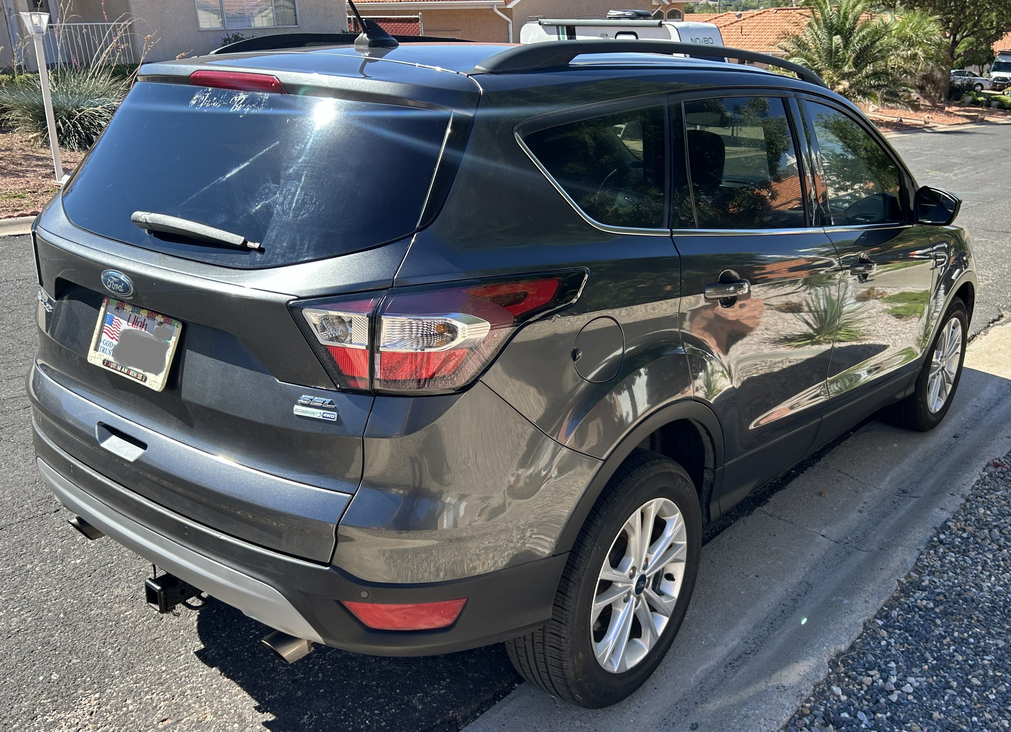 Used 2018 Ford Escape SEL AWD/4WD image 4