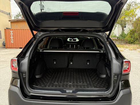 Used 2025 Subaru Outback Onyx Edition XT image 5