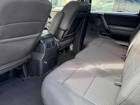 Used 2010 Nissan Titan SE w/ SE Premium Utility Pkg image 13