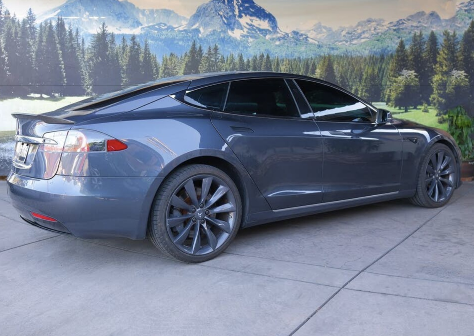 Used 2017 Tesla Model S 75 RWD image 2