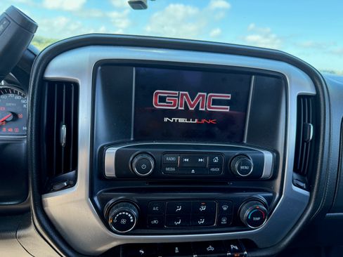 Used 2014 GMC Sierra 1500 SLE w/ SLE Convenience Package image 9