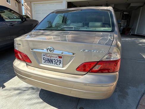 Used 2004 Toyota Avalon XL image 5