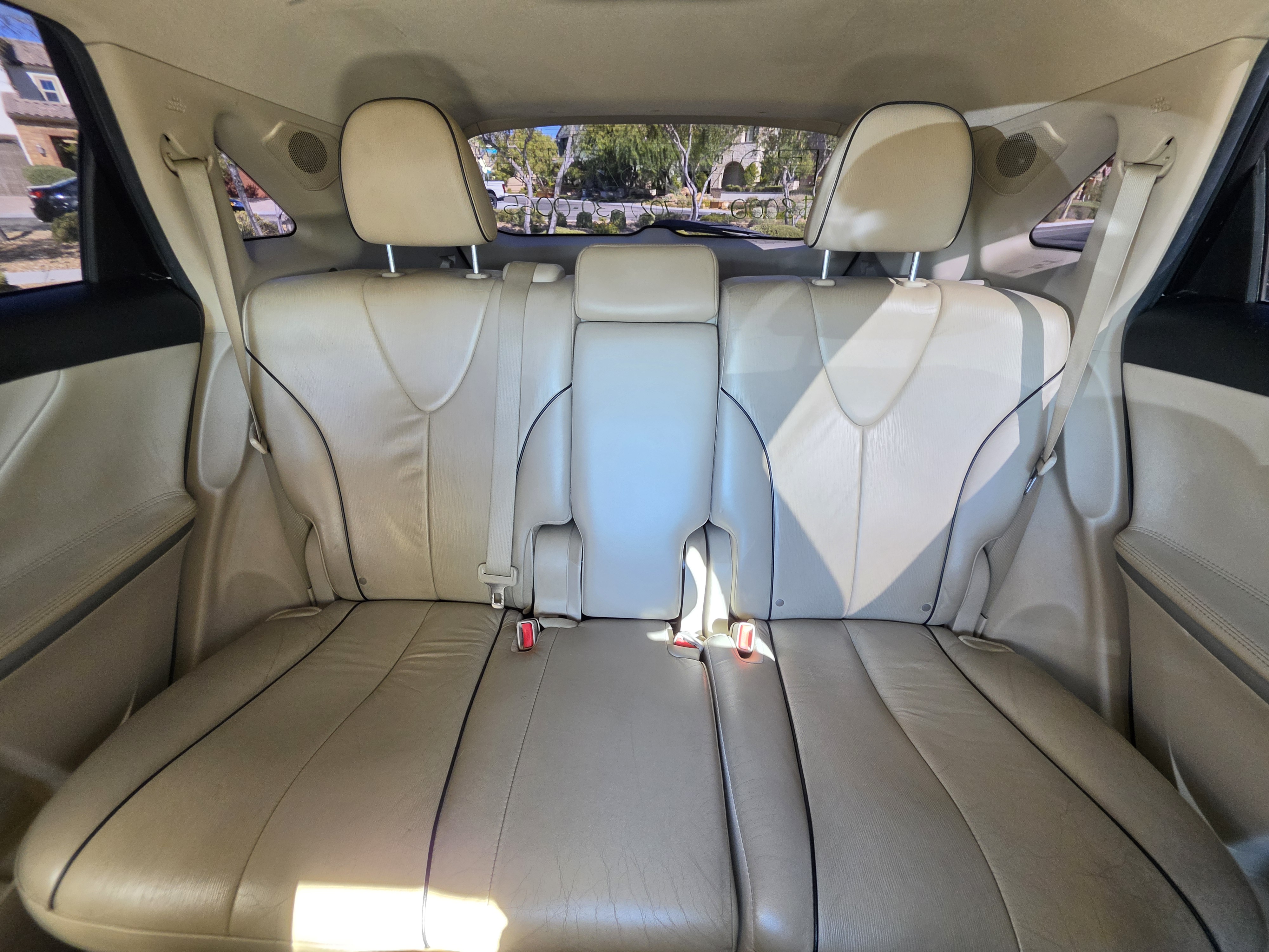 Used 2011 Toyota Venza w/ Premium Pkg #2 FWD image 15