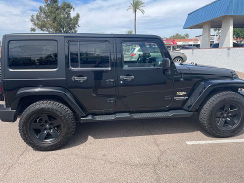 Used 2015 Jeep Wrangler Unlimited Sahara w/ Connectivity Group image 2