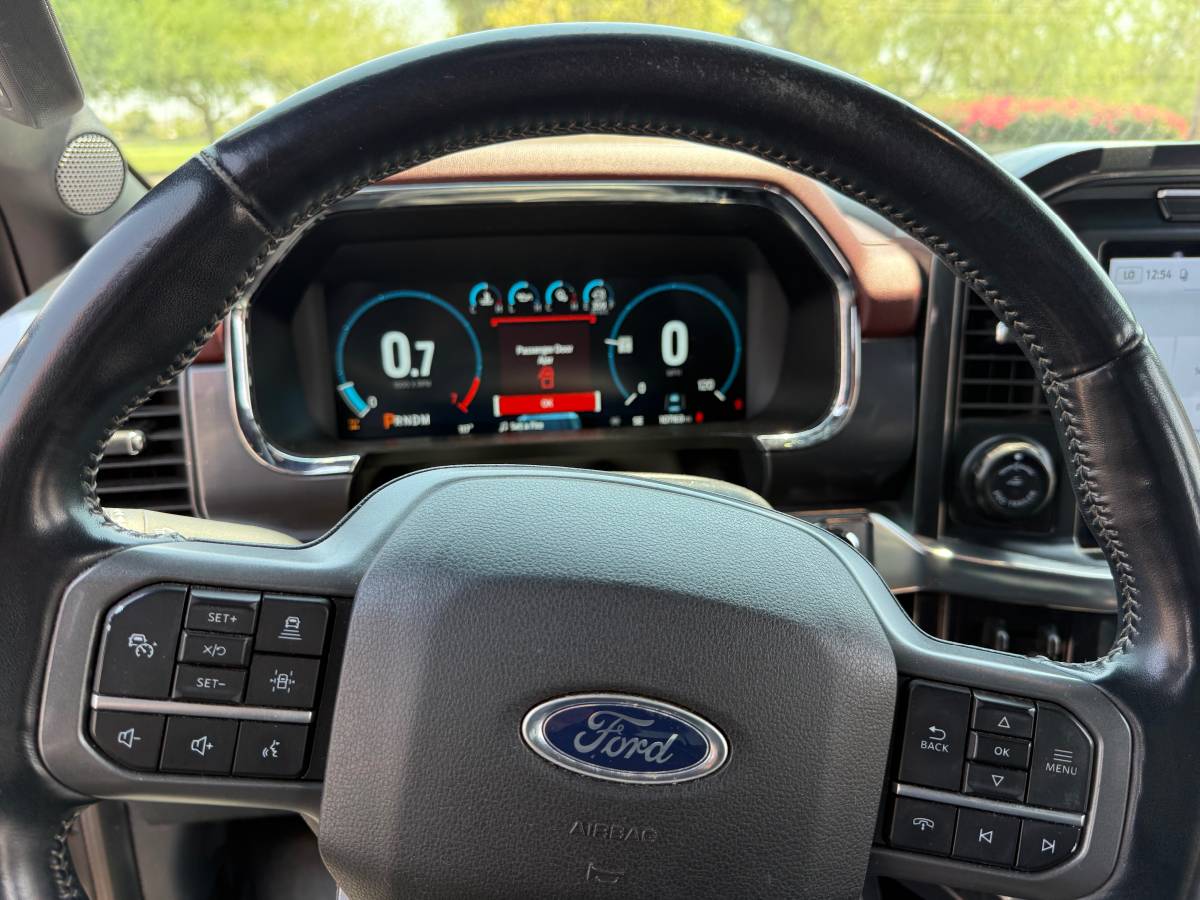 Used 2022 Ford F150 Lariat AWD/4WD image 5