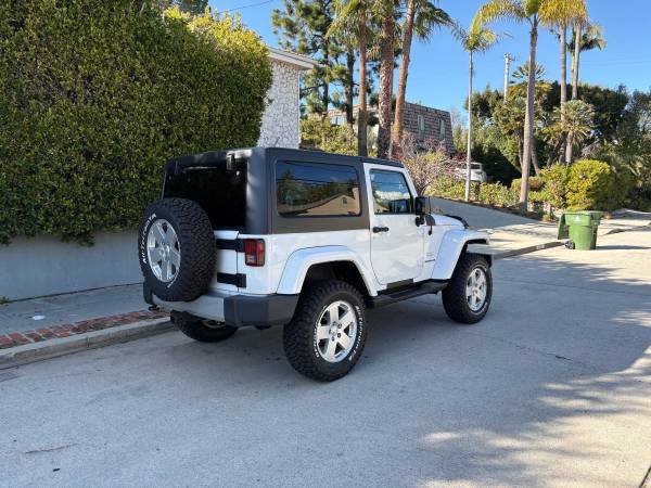 Used 2012 Jeep Wrangler Sahara w/ Dual Top Group AWD/4WD image 8