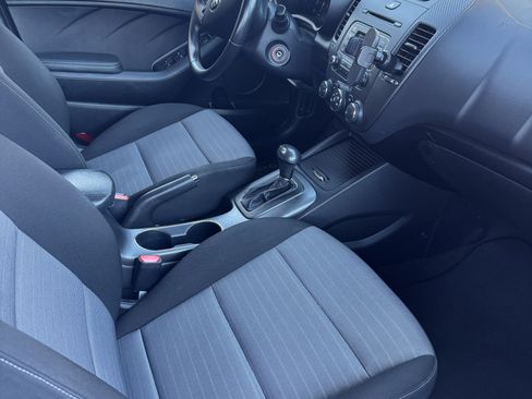Used 2015 Kia Forte EX image 11