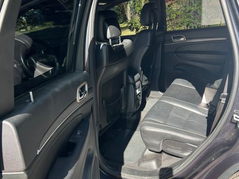 Used 2014 Jeep Grand Cherokee Limited image 8