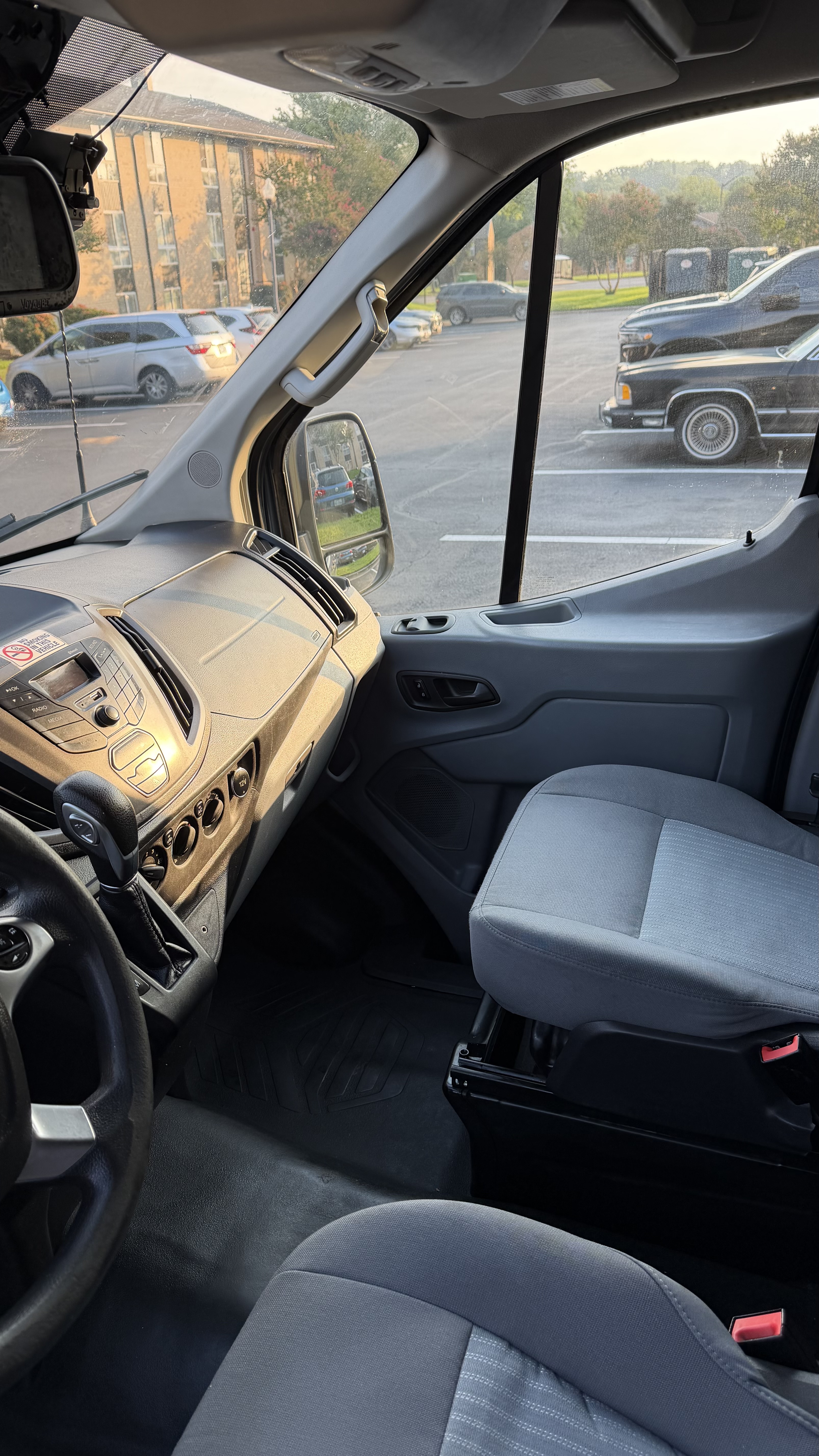 Used 2019 Ford Transit 250 148 High Roof Extended RWD image 11