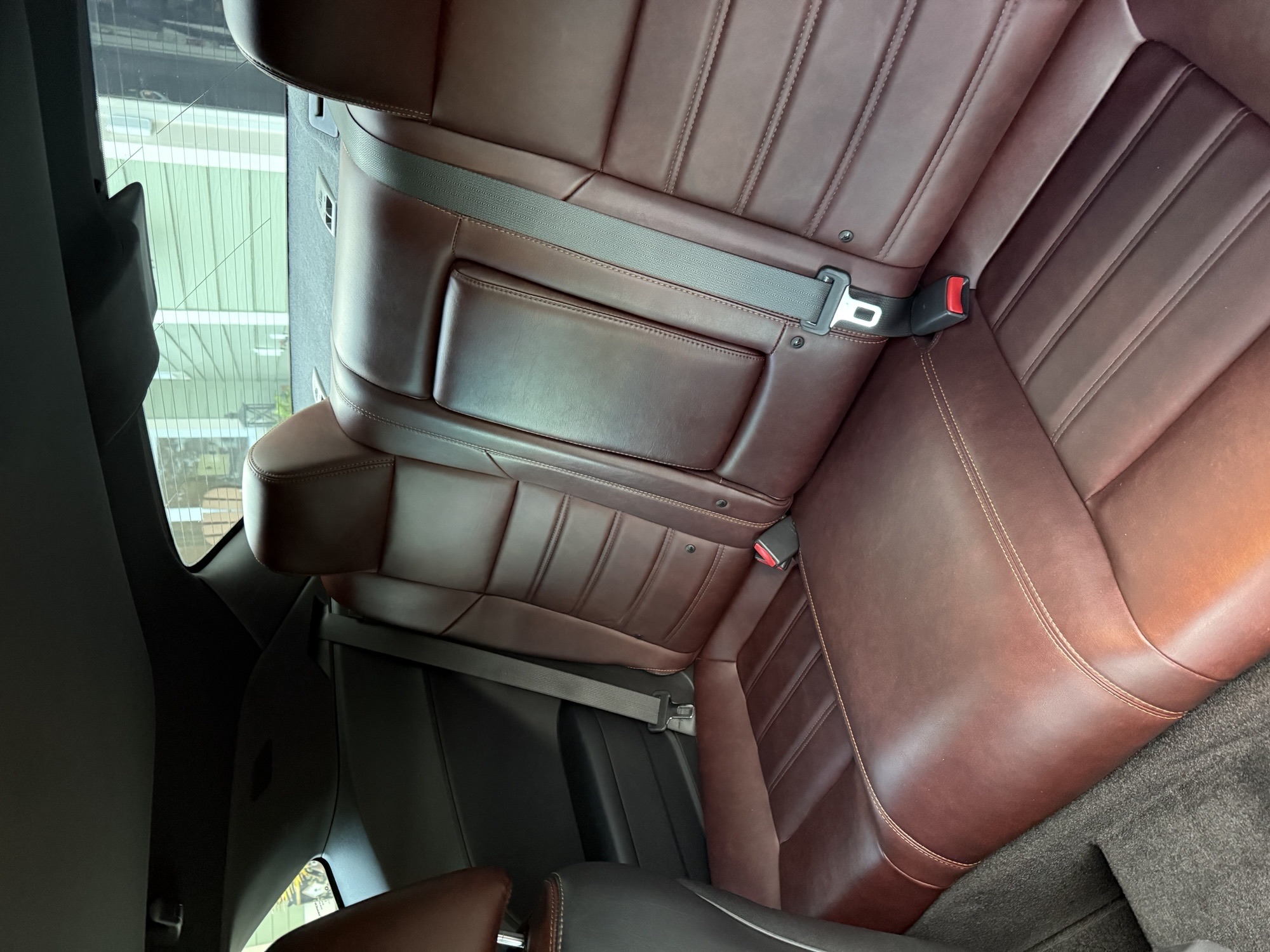 Used 2014 Dodge Challenger R/T RWD image 8