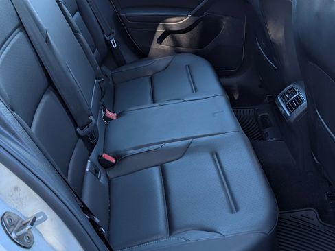 Used 2017 Volkswagen Golf Wolfsburg Edition image 13