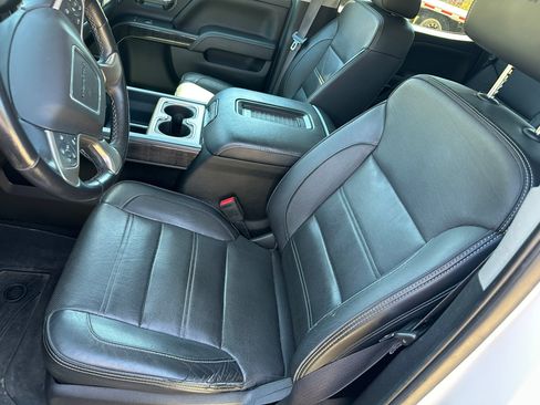 Used 2016 GMC Sierra 2500 Denali w/ Duramax Plus Package AWD/4WD image 13