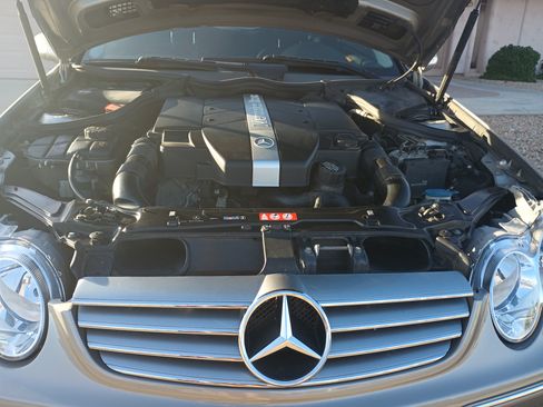 Used 2005 Mercedes-Benz CLK 320 Coupe image 18