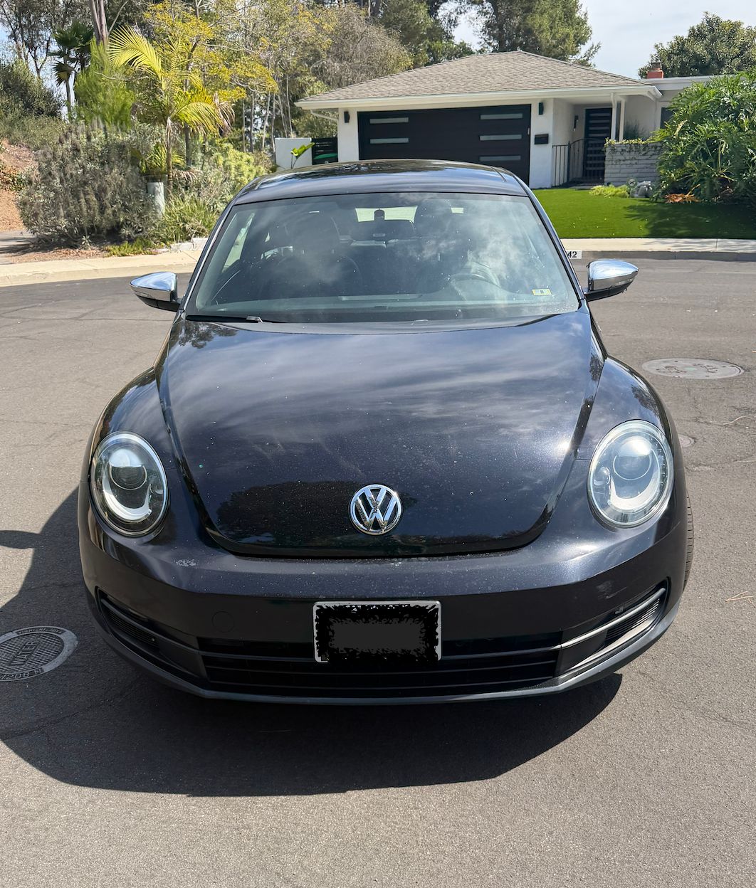 Used 2013 Volkswagen Beetle 2.5 Fender FWD image 4