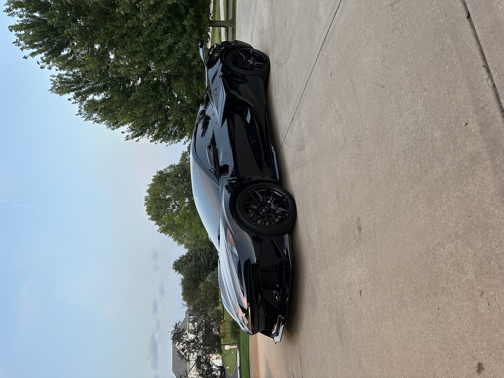 Used 2025 Chevrolet Corvette Z06 w/ Stealth Interior Trim Package RWD image 1