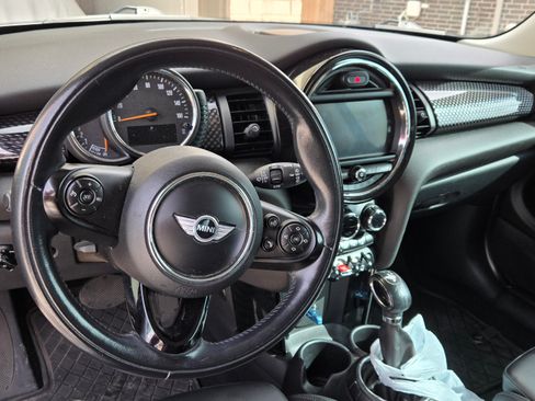 Used 2015 MINI Cooper S image 8