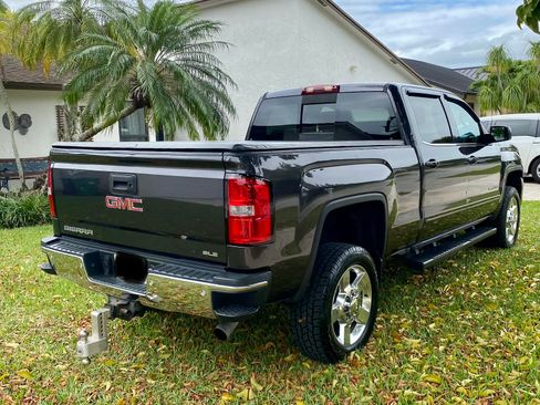 Used 2016 GMC Sierra 2500 SLE w/ SLE Convenience Package image 6