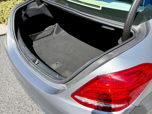 Used 2015 Mercedes-Benz C 300 4MATIC Sedan image 8