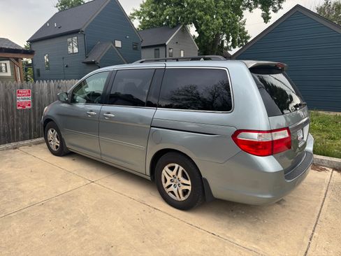 Used 2005 Honda Odyssey EX-L image 4