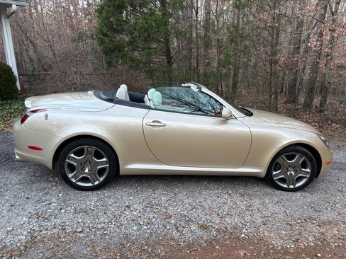 Used 2007 Lexus SC 430 Convertible image 11