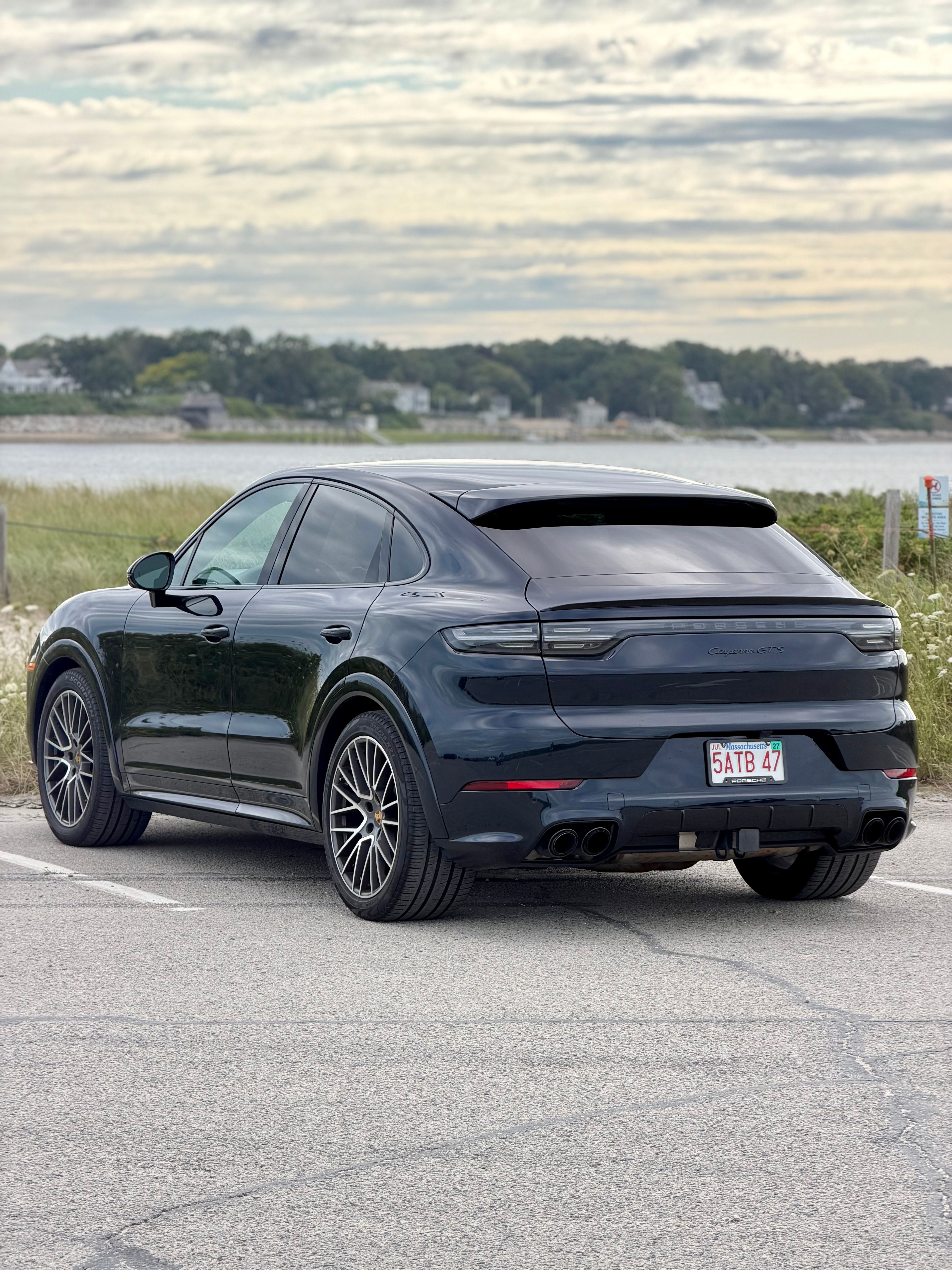 Used 2021 Porsche Cayenne GTS AWD/4WD image 12