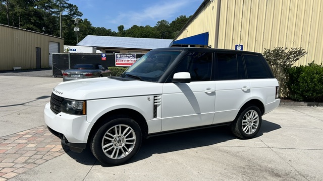 Used 2012 Land Rover Range Rover HSE AWD/4WD image 2