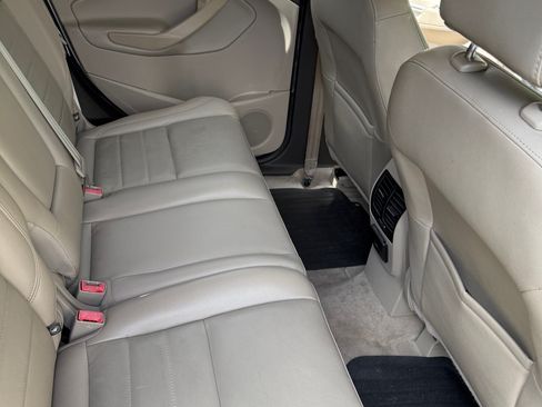 Used 2015 Ford C-MAX Energi SEL w/ Equipment Group 301A image 6