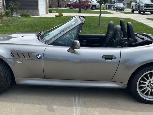 Used 2002 BMW Z3 3.0i RWD image 10