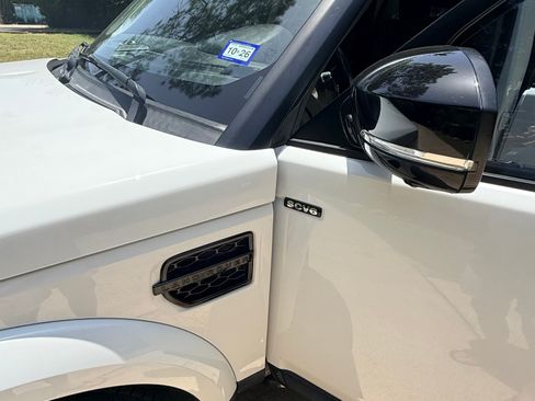 Used 2016 Land Rover LR4 HSE Silver Edition AWD/4WD image 21