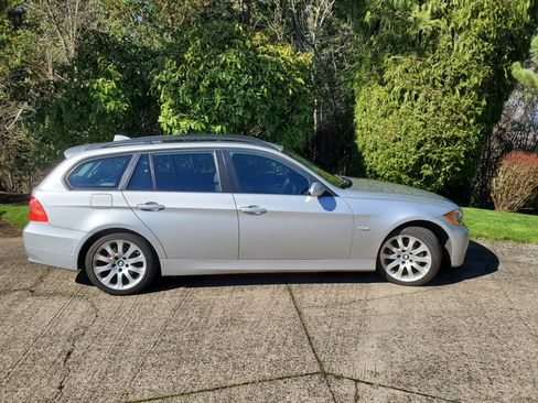 Used 2007 BMW 328xi 328xi Wagon 4D image 5