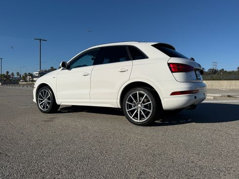Used 2018 Audi Q3 2.0T Premium Plus w/ Premium Plus Package image 2