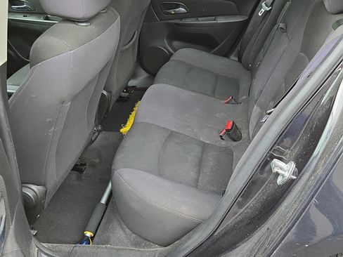 Used 2015 Chevrolet Cruze LT FWD image 10