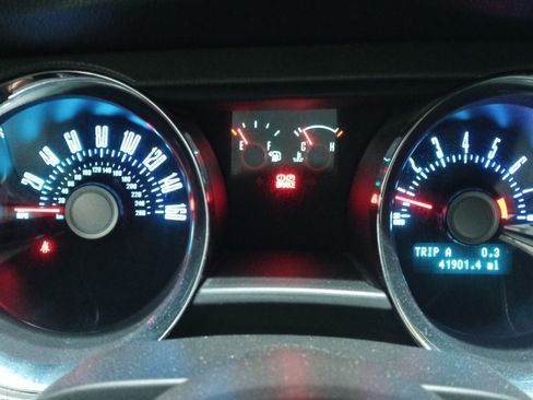 Used 2011 Ford Mustang Coupe image 26