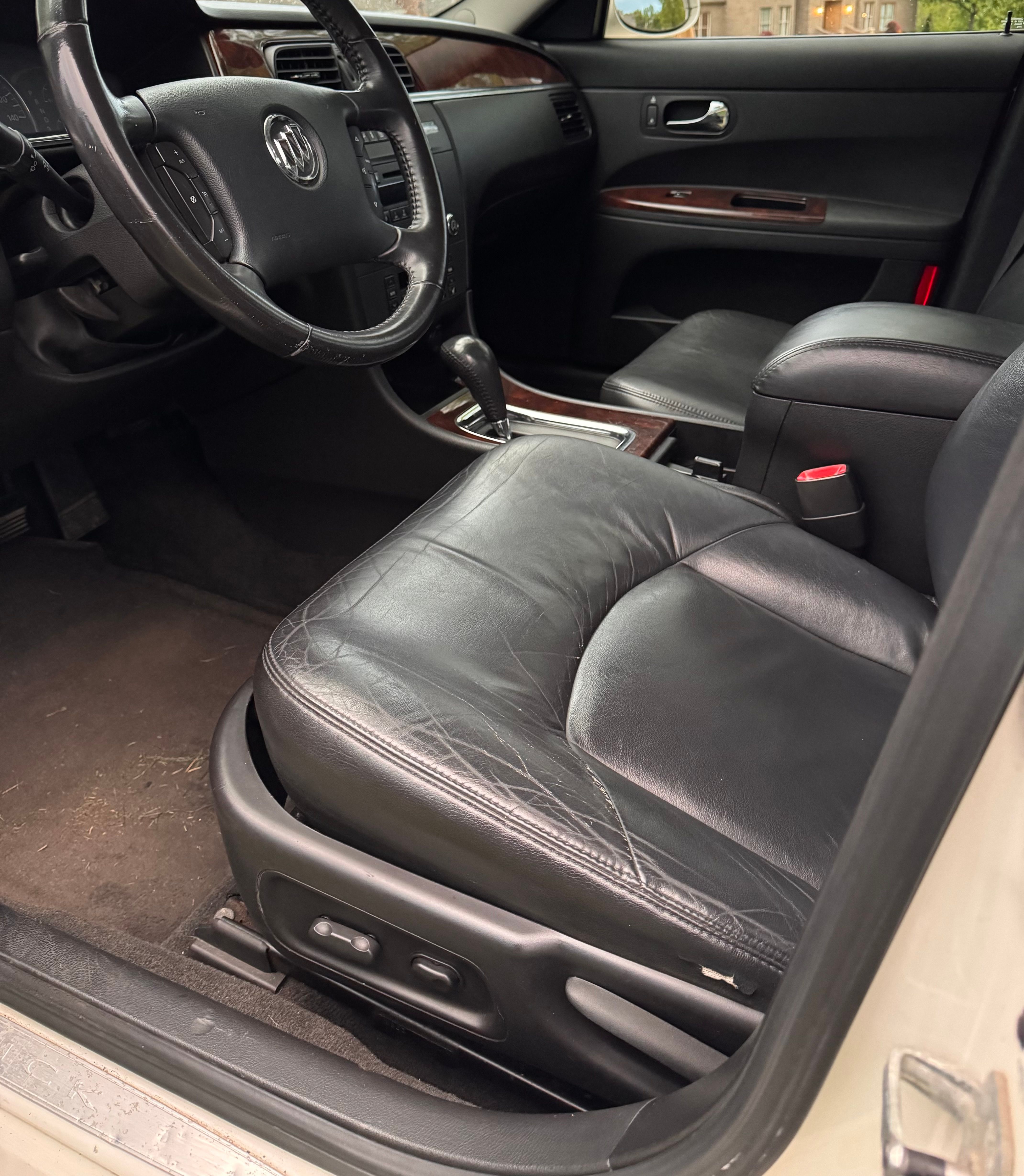 Used 2008 Buick LaCrosse CXL FWD image 5