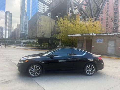 Used 2013 Honda Accord EX-L image 2