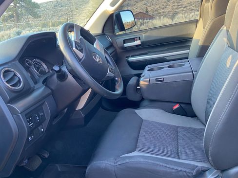 Used 2017 Toyota Tundra SR5 image 14