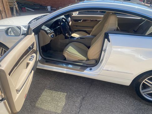 Used 2010 Mercedes-Benz E 350 Coupe image 9