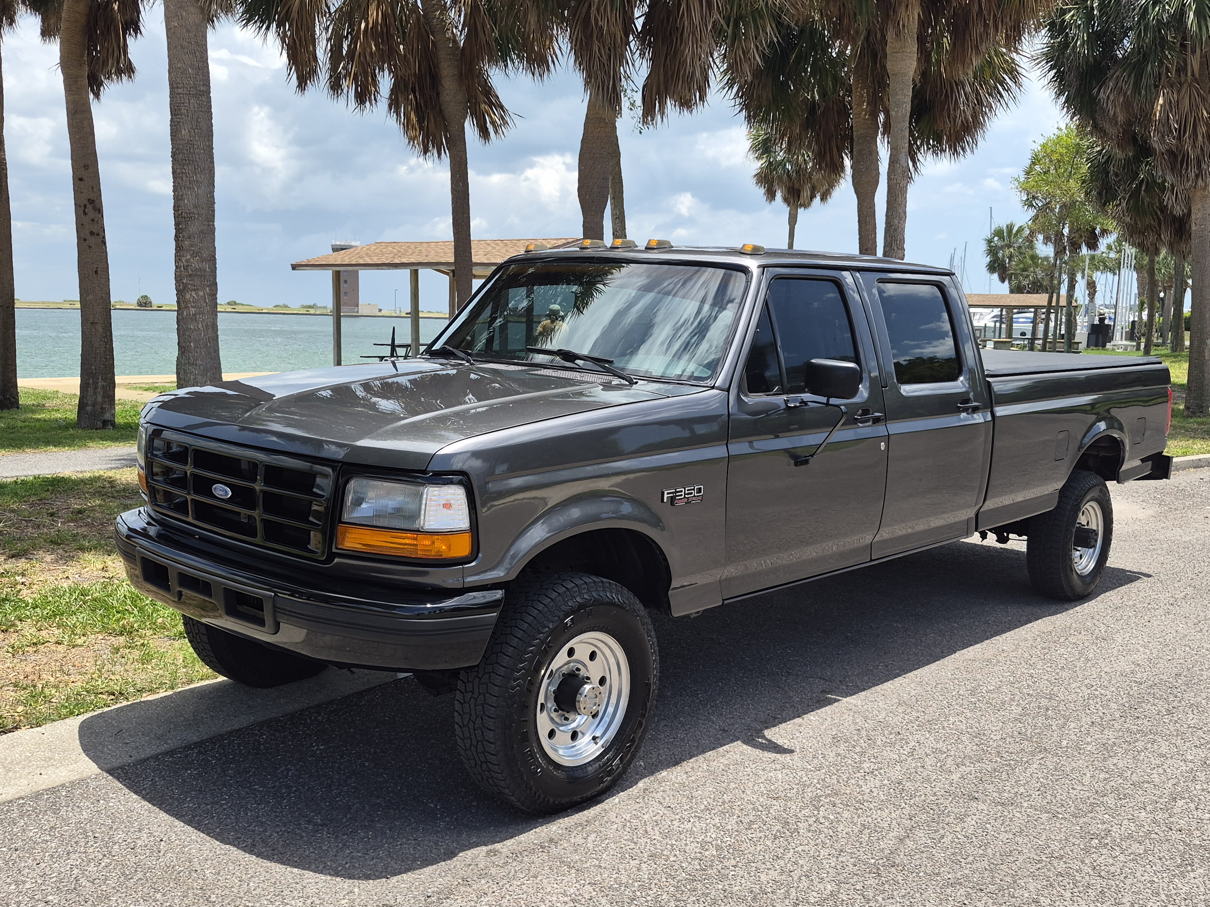 Used 1995 Ford F350 4x4 Crew Cab image 1