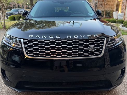 Used 2018 Land Rover Range Rover Velar S image 1