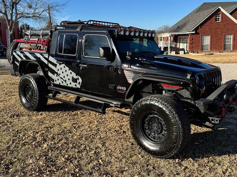 Used 2020 Jeep Gladiator Rubicon image 4