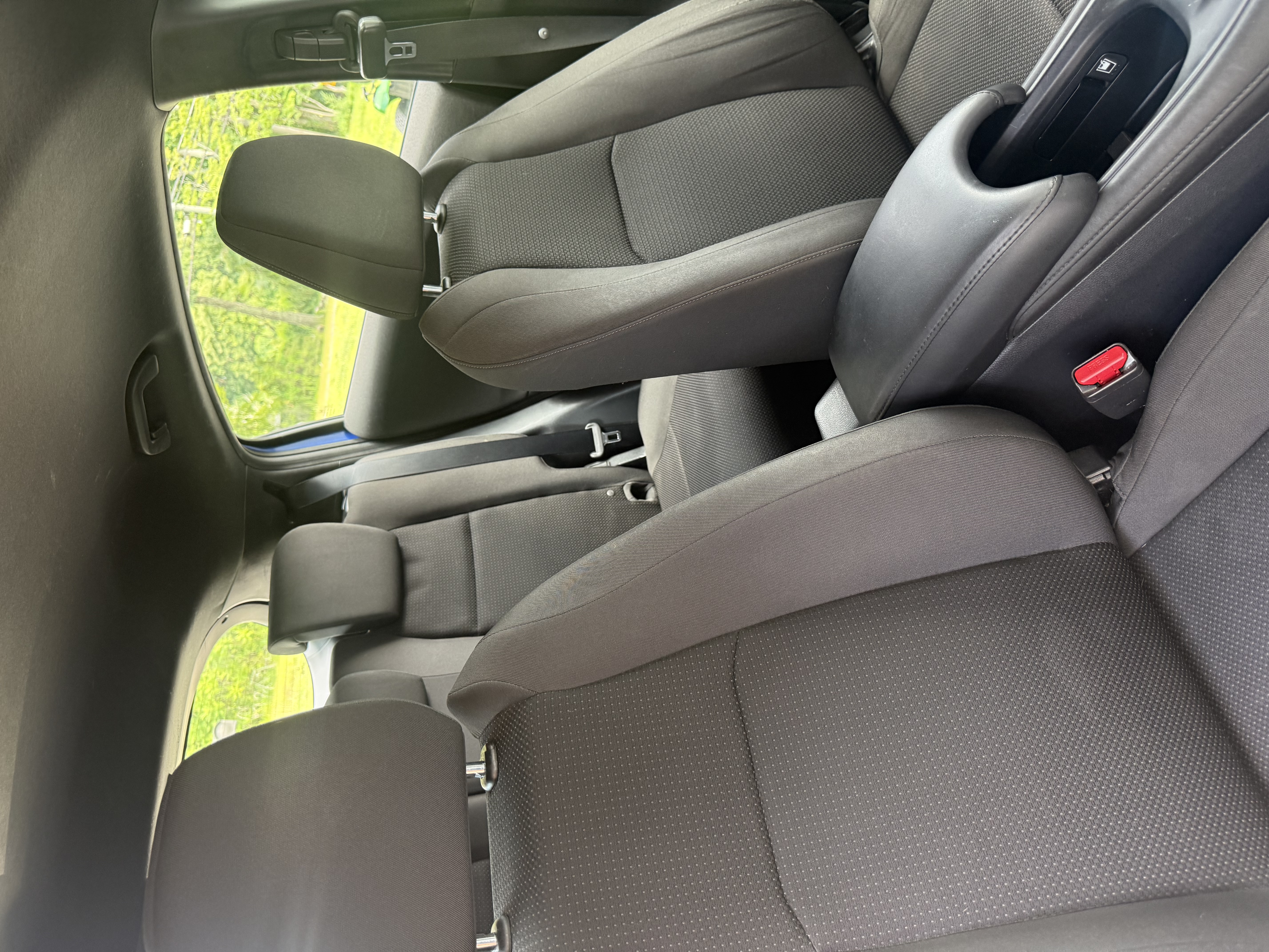 Used 2019 Honda HR-V Sport image 6