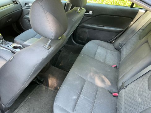 Used 2012 Ford Fusion SE FWD image 7