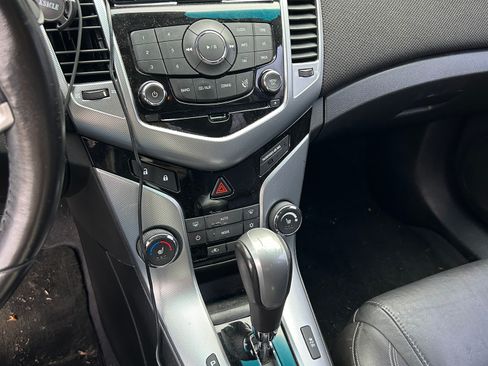 Used 2012 Chevrolet Cruze LTZ image 10