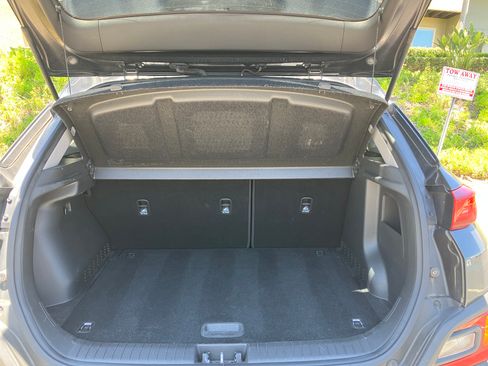 Used 2018 Hyundai Kona SEL FWD image 9
