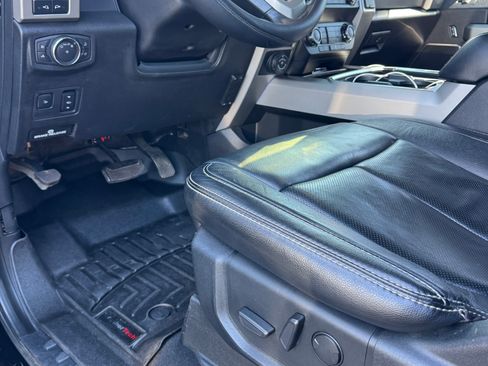 Used 2020 Ford F250 Lariat image 10