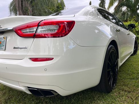 Used 2016 Maserati Quattroporte GTS image 2