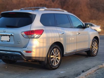 Used 2015 Nissan Pathfinder SL w/ SL Premium Package