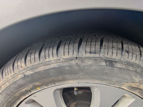 Used 2016 Kia Soul + image 9